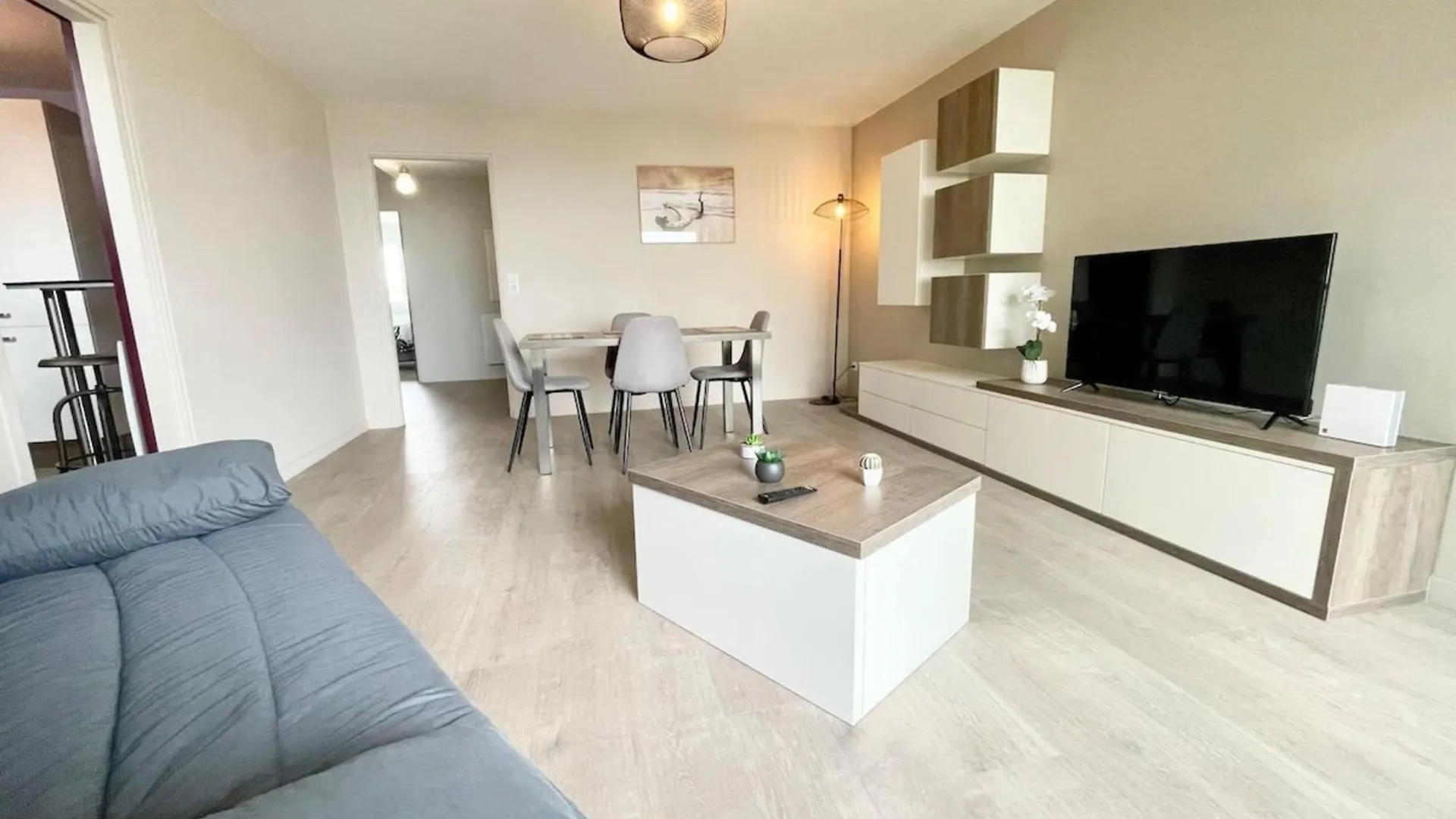 Royal Appartement De Standing - Face A L'Ocean プロムール フランス